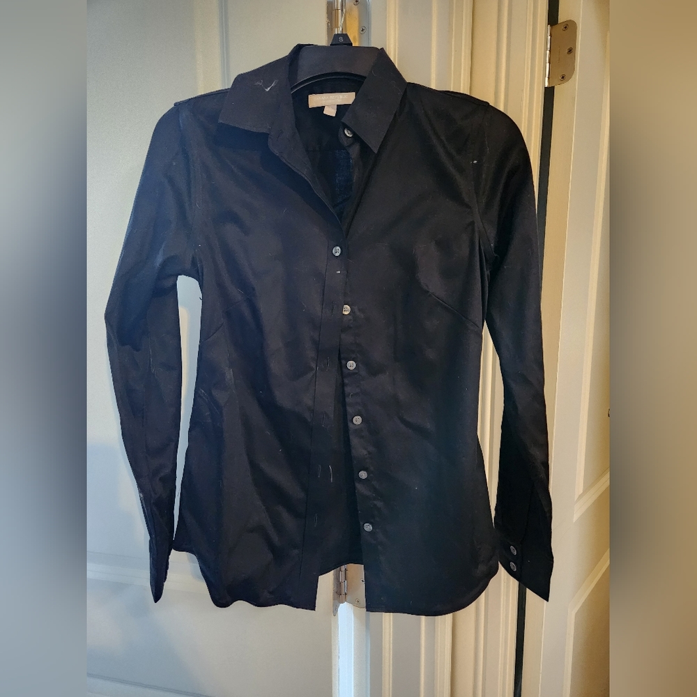 Banana Republic size 6 black button up